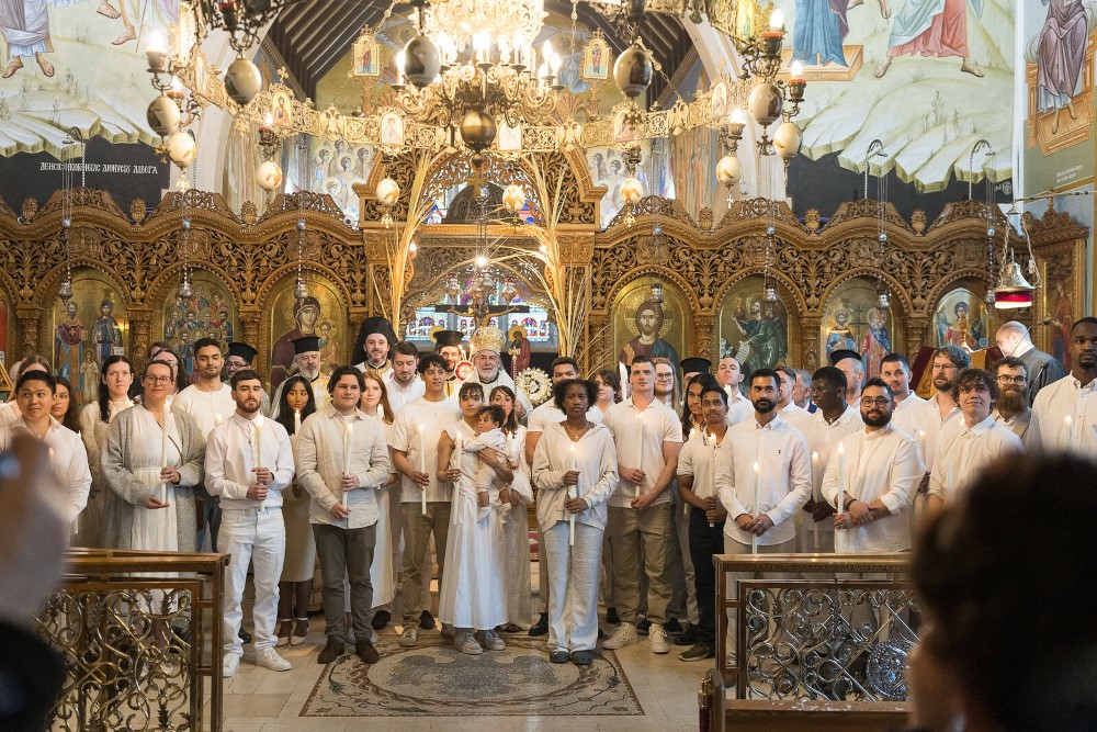 На Лазарева сабота 43 нови членови беа примени во Православната Црква, во Англија