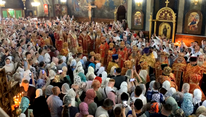 Поглаварот на Православната црква во Америка во посета на Украинската православна црква